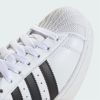 SUPERSTAR